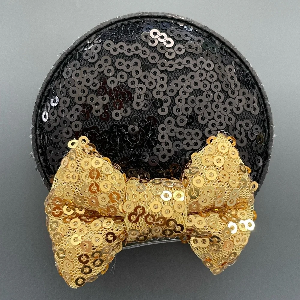Minnie Mouse Ears Hair clips • Gold bows